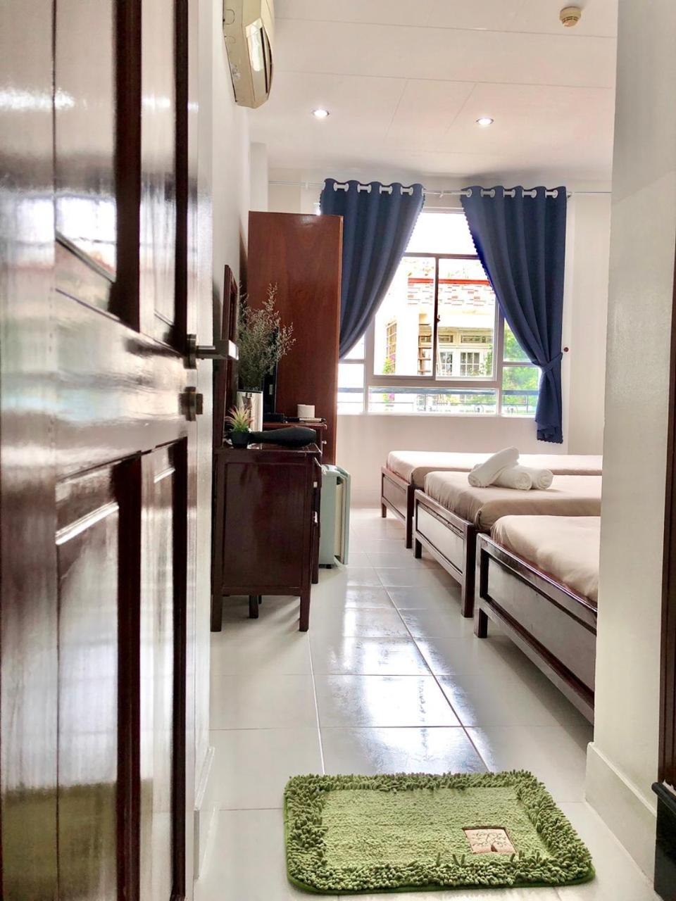 Saigon Cozy2 Hotel At 241 Pham Ngu Lao Street โฮจิมินห์ซิตี้ ภายนอก รูปภาพ