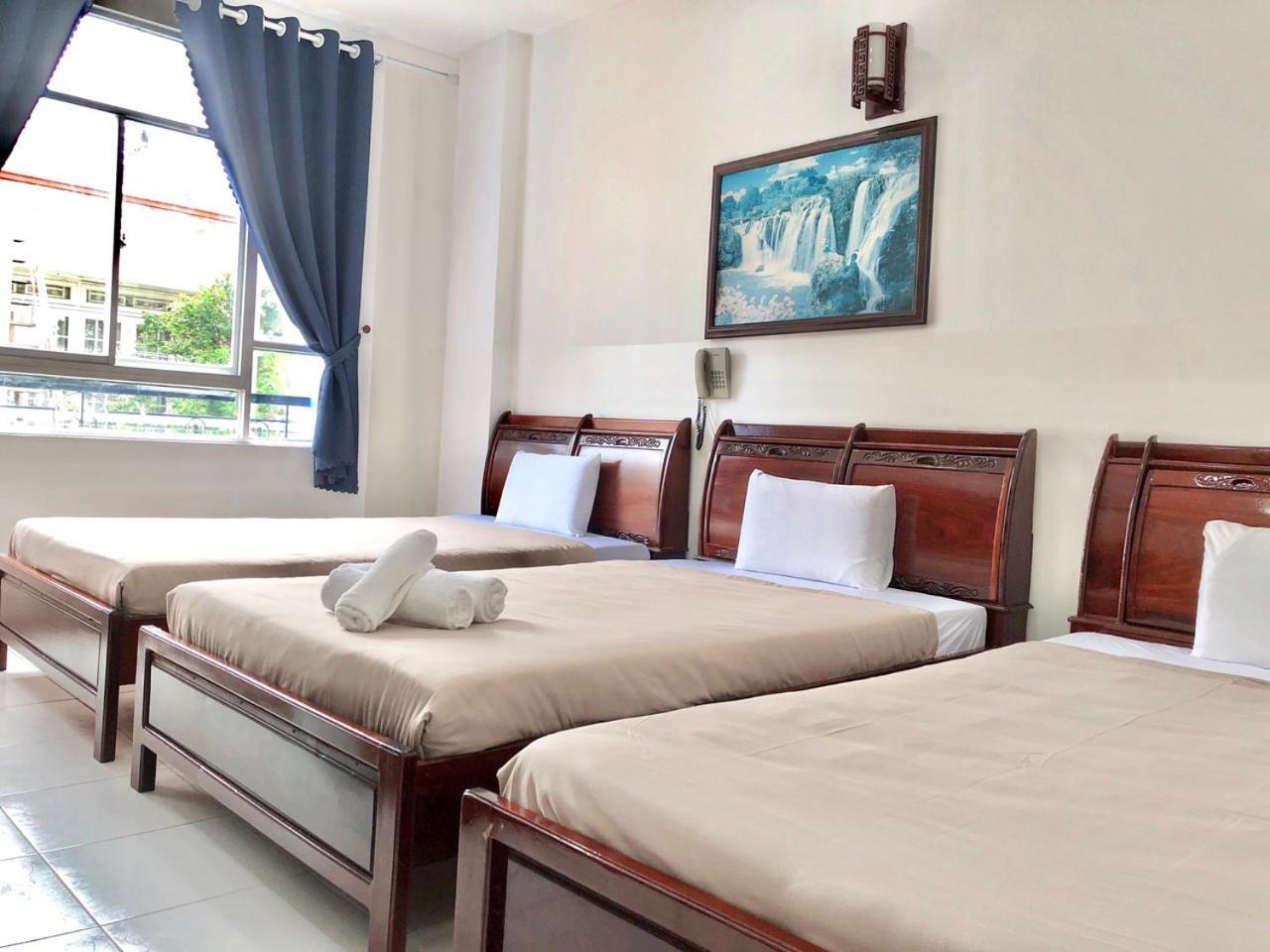 Saigon Cozy2 Hotel At 241 Pham Ngu Lao Street โฮจิมินห์ซิตี้ ภายนอก รูปภาพ